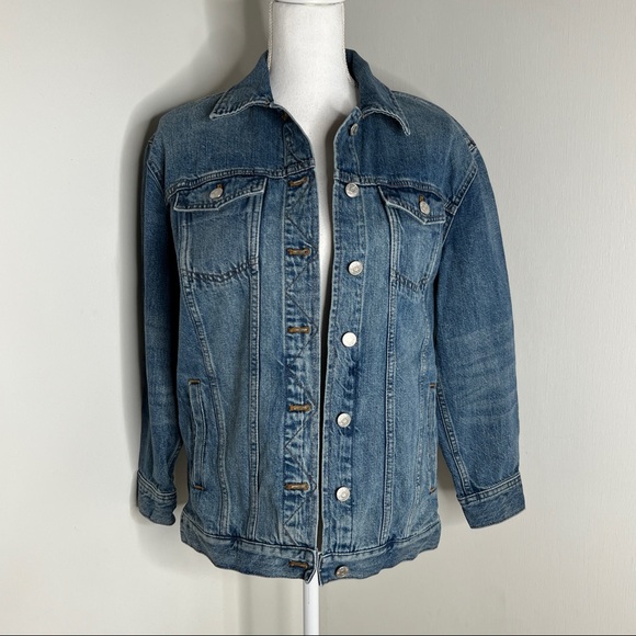 Madewell The Oversized Jean Jacket in Capstone Wash Blue - Picture 5 of 16